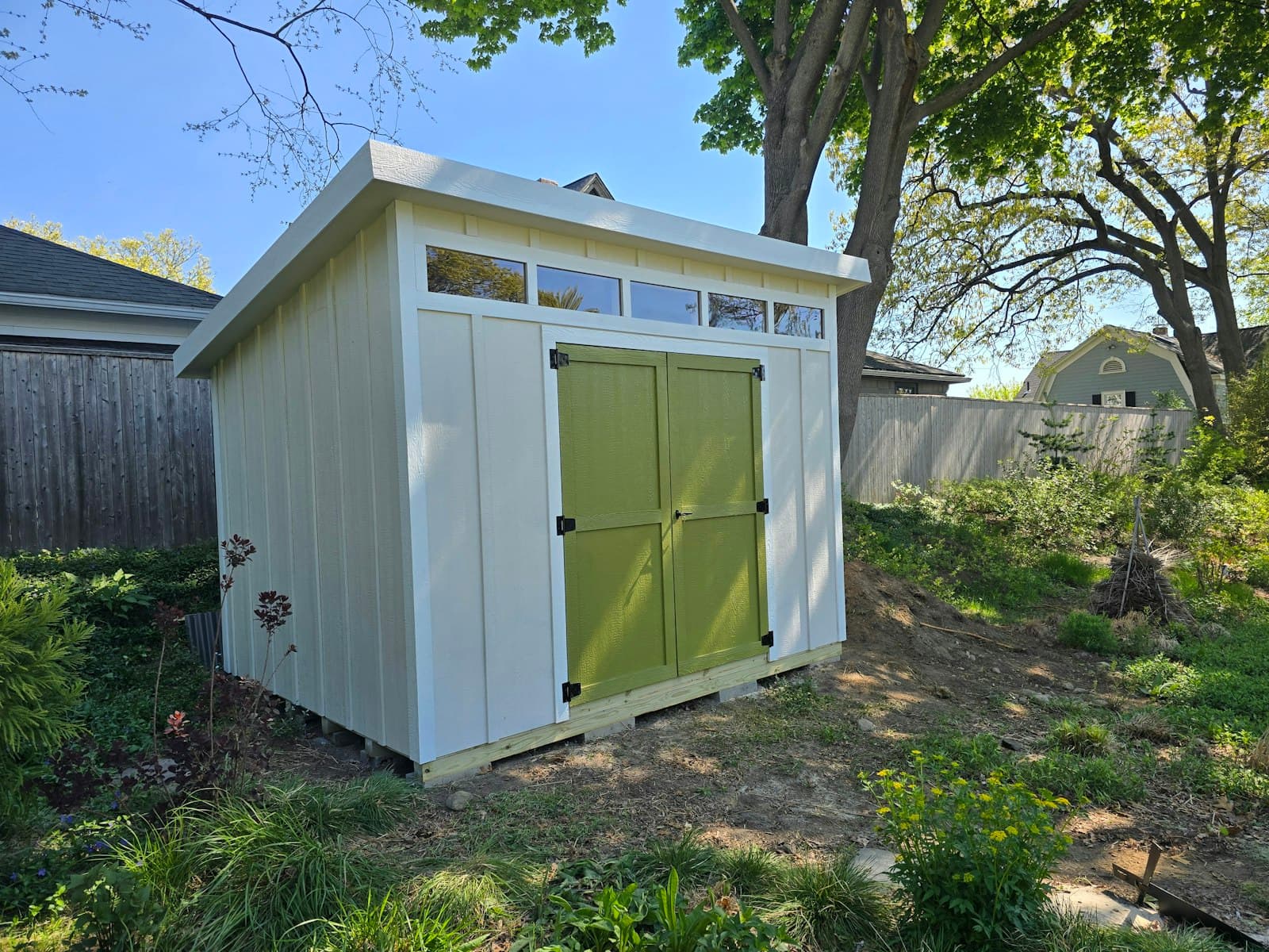 A real 10x12 Tall Modern with b&b siding, built onsite in Providence, RI